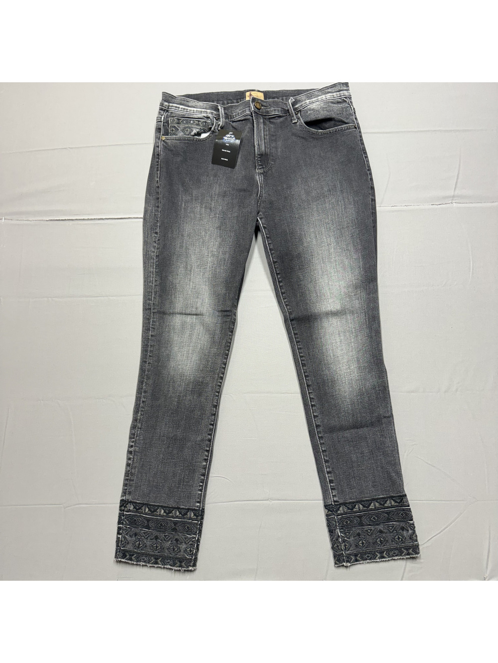 Driftwood Women Jackie Classic III Embroidered Cuff Grey Jeans Size 31 32x27.5